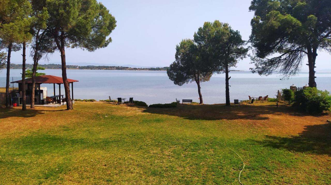 Studios Efi Beach Vourvourou Extérieur photo