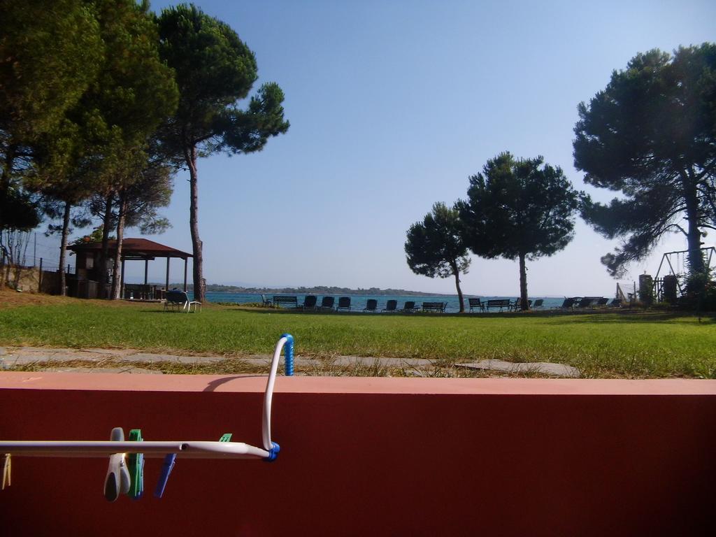 Studios Efi Beach Vourvourou Extérieur photo